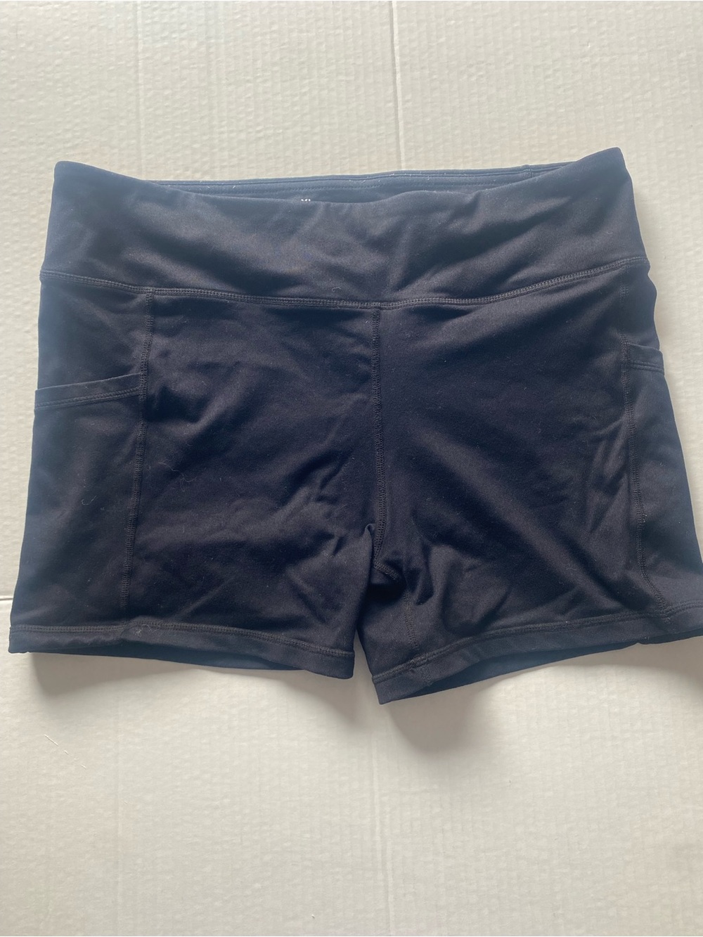 Senita Athletics Black Bike Shorts with Side Pockets